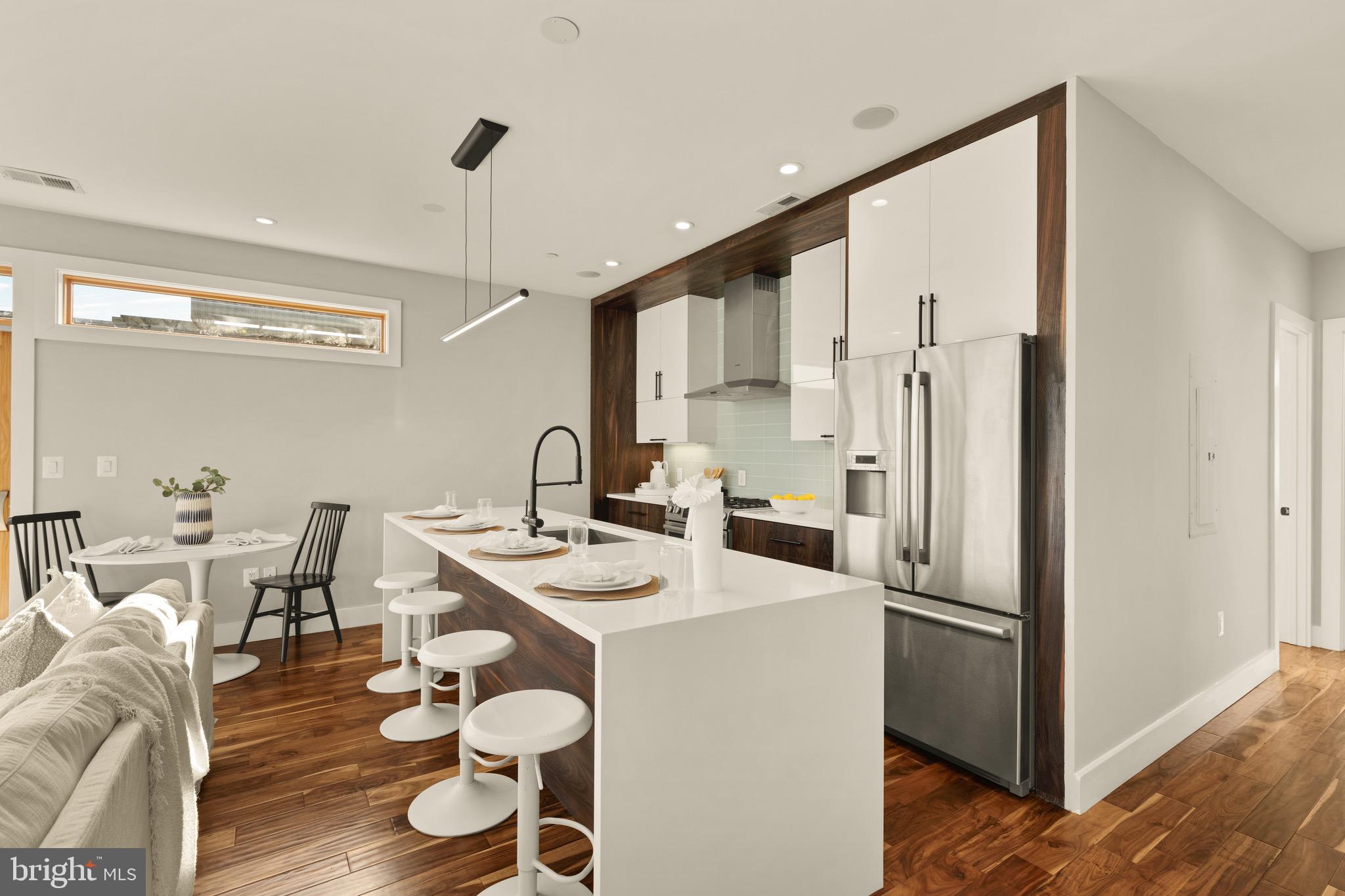 1337 K Street Southeast, Unit PH3 Washington, DC 20003 - Photo 9 of 29