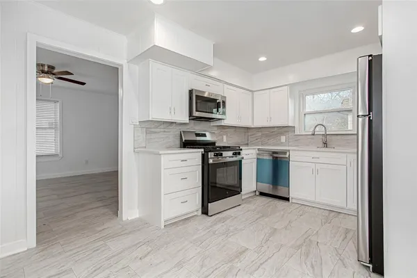 $1,825 | 3311 Tooms Street, Dallas, TX 75227