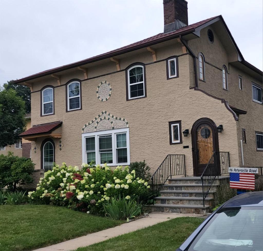 116 Petersville Road, Unit 2 New Rochelle, NY 10801 - Photo 1 of 1 Gallery Image 1