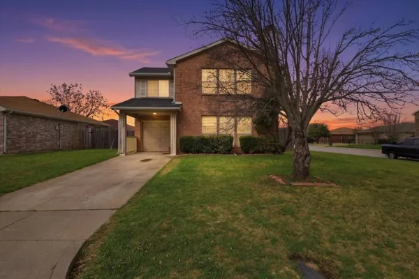 $199,000 | 7200 Autumn Glen Drive, Forest Hill, TX 76140