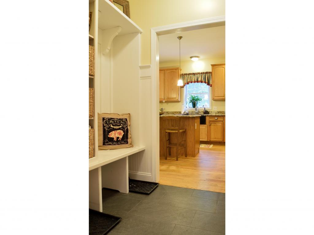 731 Jericho Road Richmond, VT 05477 - Photo 7 of 21