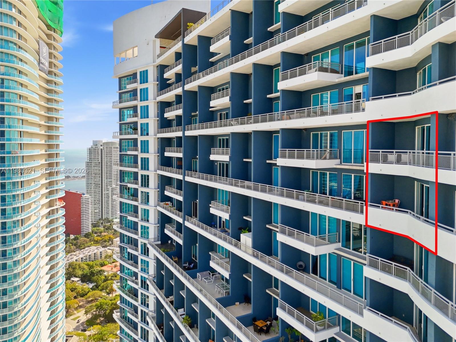 60 Southwest 13th Street, Unit 4414 Miami, FL 33130 - Photo 2 of 56 a view of buildings with a street