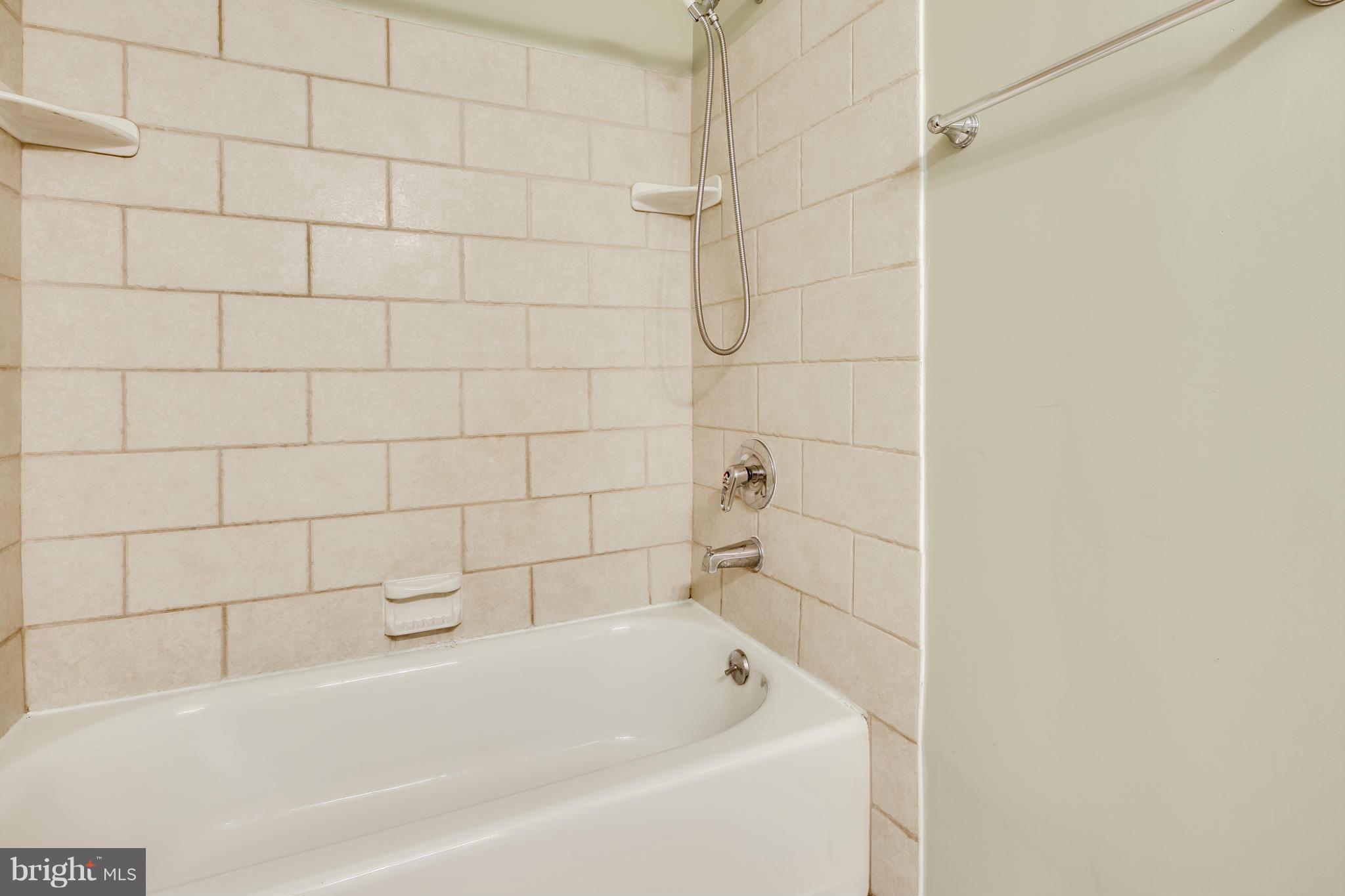 7939 Stone Hearth Road Severn, MD 21144 - Photo 27 of 30 Bath