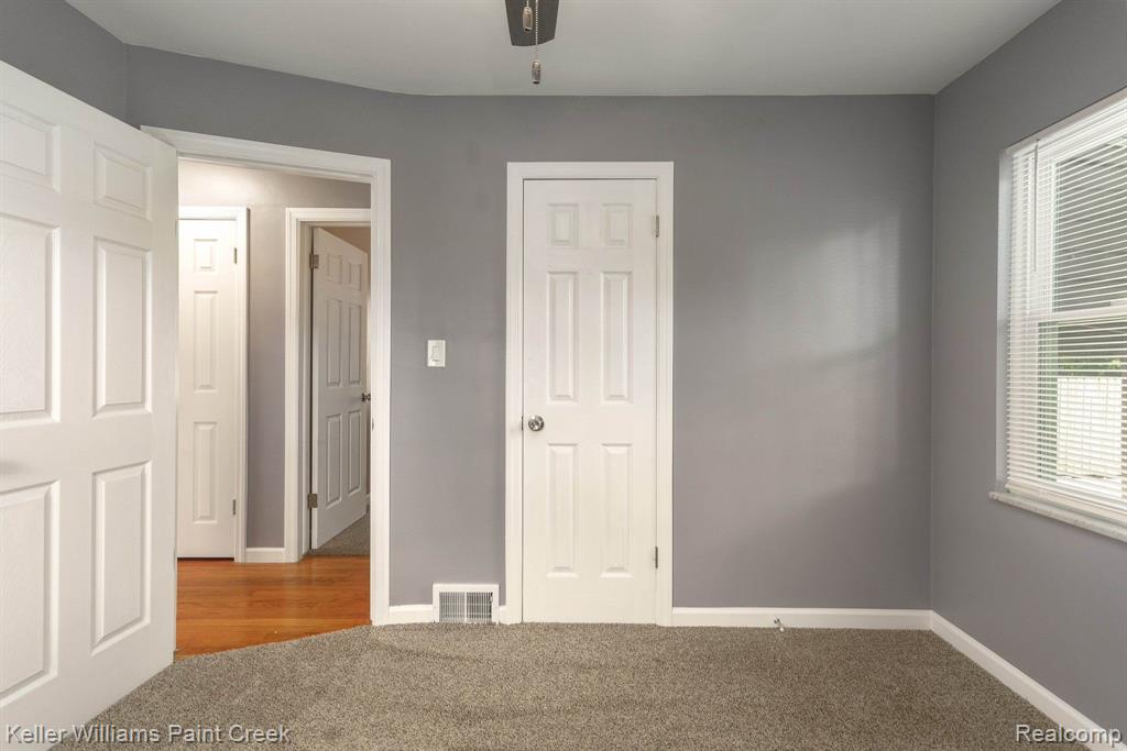 26630 Schoenherr Road Warren, MI 48089 - Photo 16 of 27