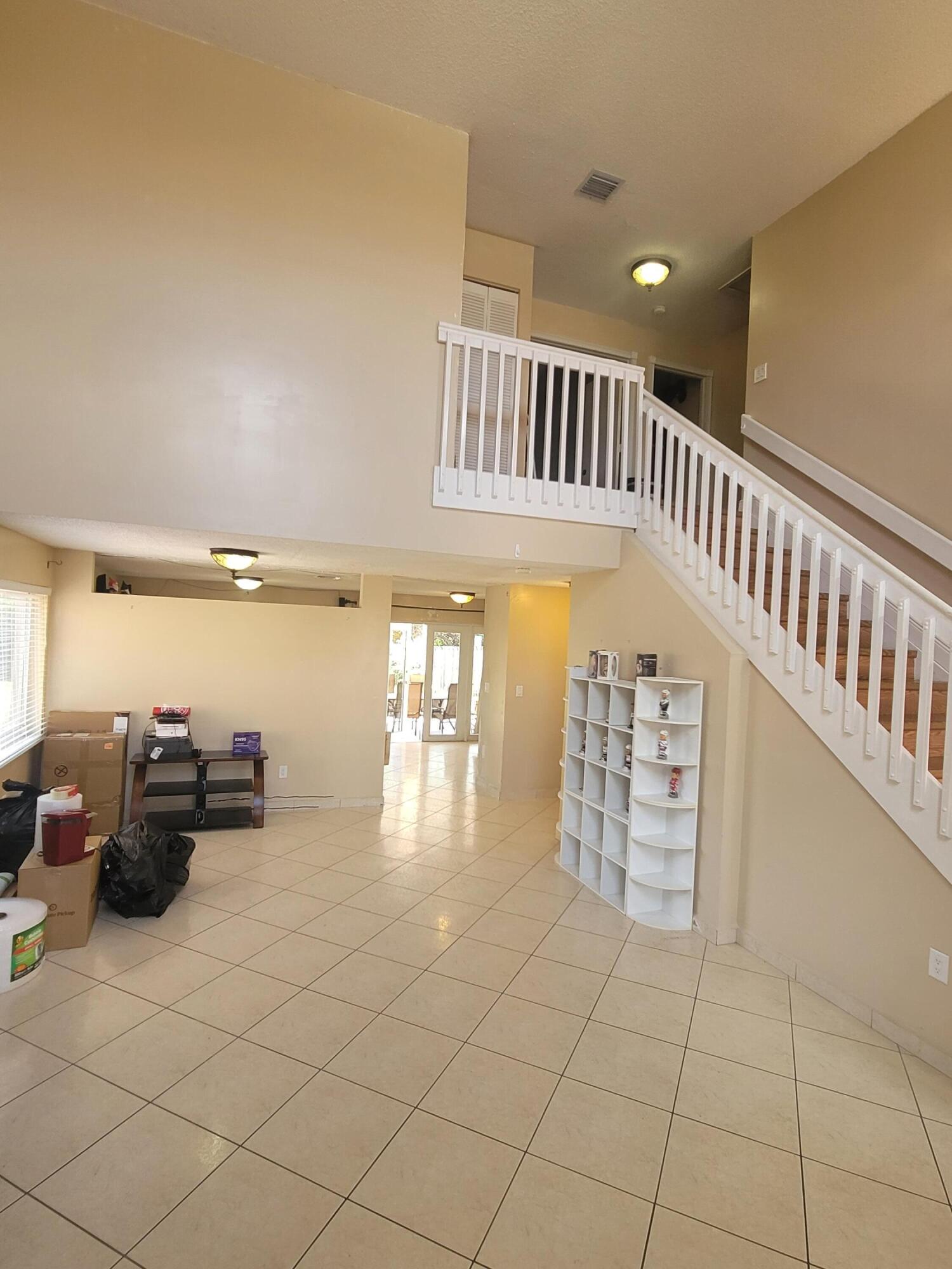 8448 Northwest 196th Terrace Hialeah, FL 33015 - Photo 3 of 67 20260325_122743