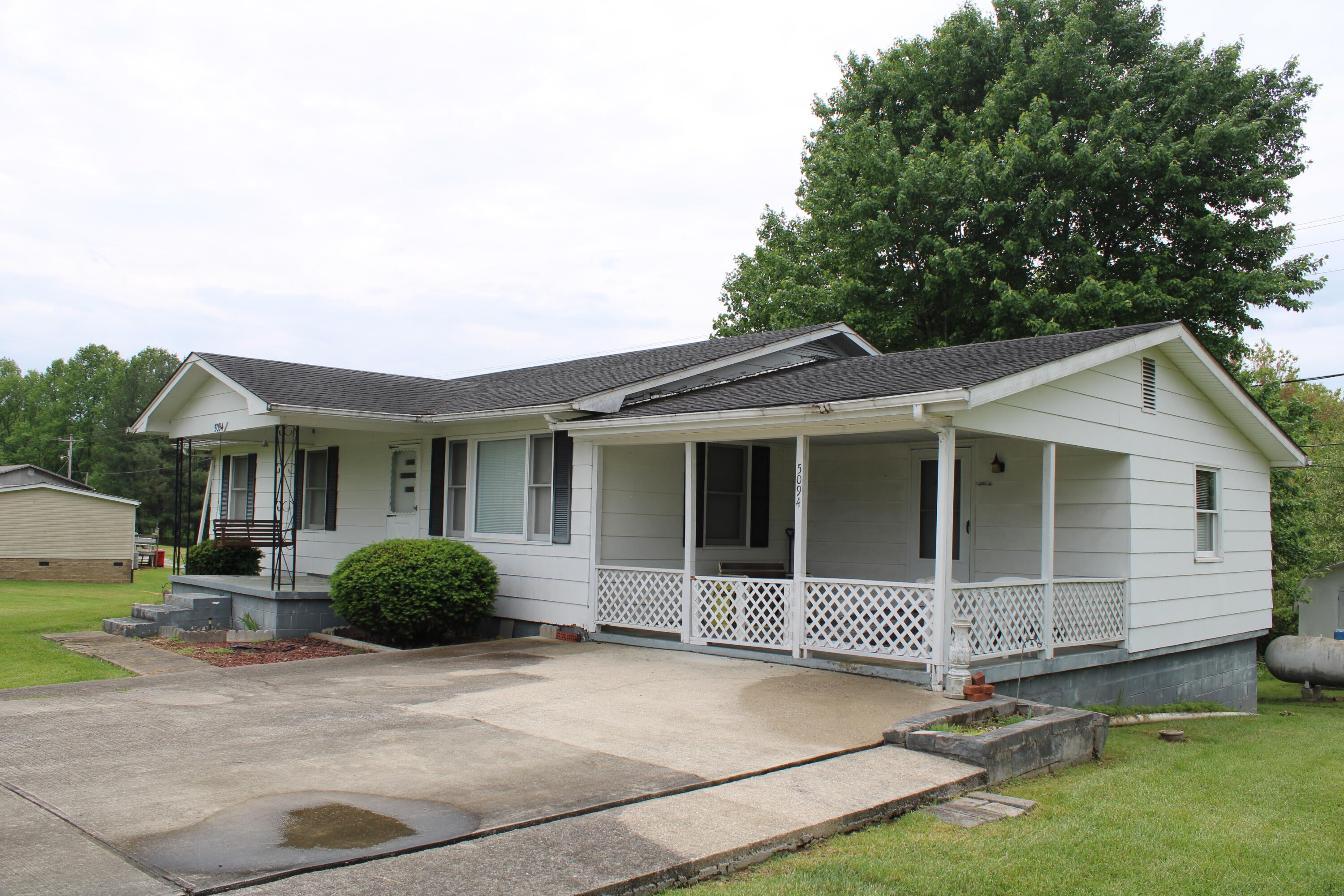 5094 Echo Valley Road Lily, KY 40740 - Photo 1 of 38 IMG_1580