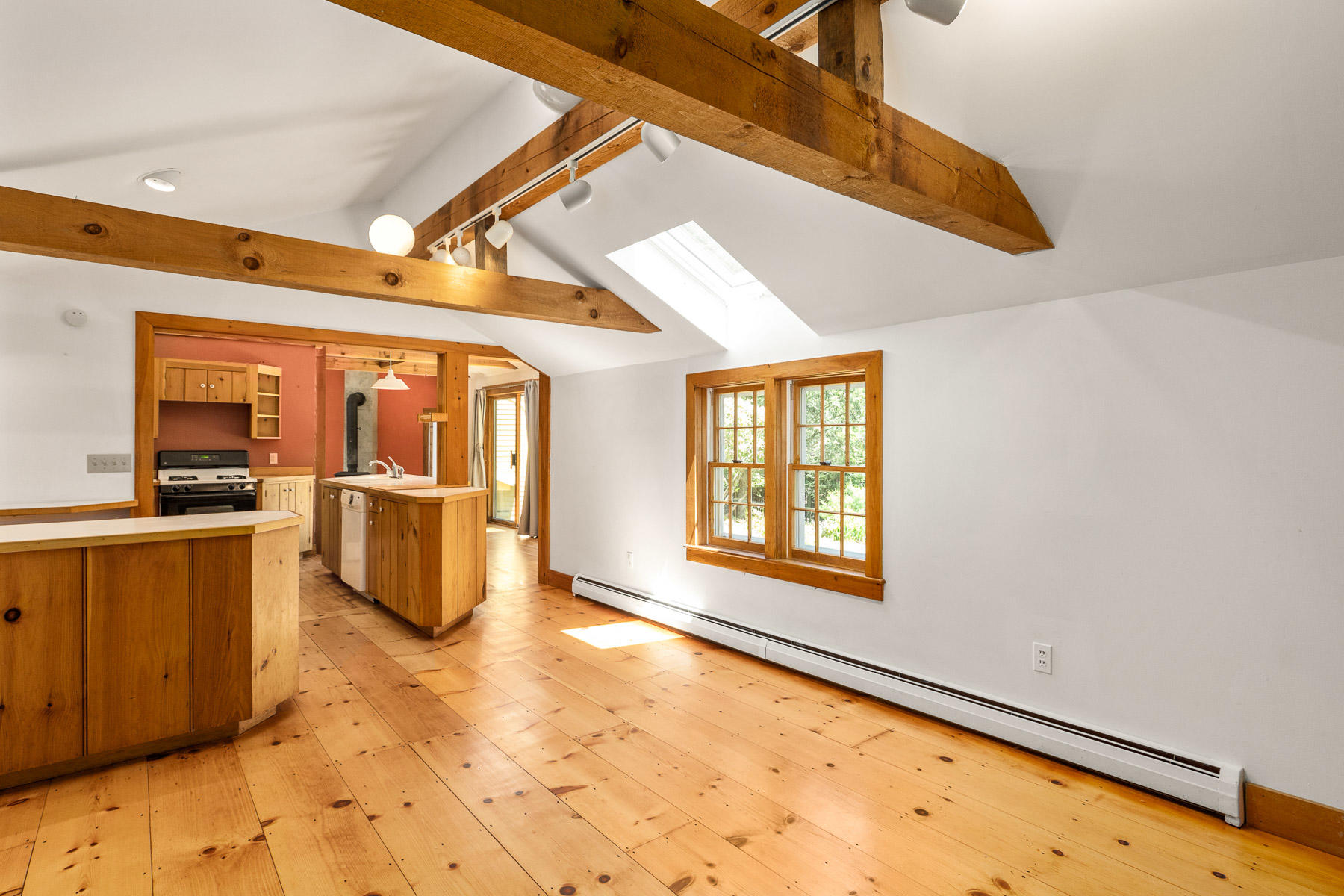 188 Brave Boat Harbor Road Kittery Point, ME 03905 - Photo 7 of 53 Dining Area