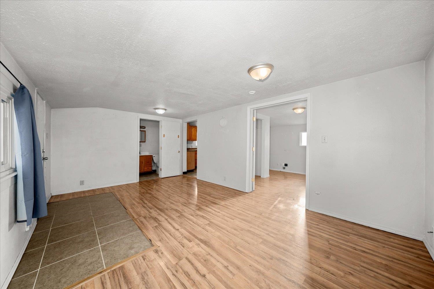 1507 West Chelan Avenue Spokane, WA 99205 - Photo 6 of 20