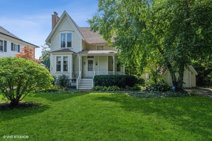 510 Ash Street, IL 60093 Compass