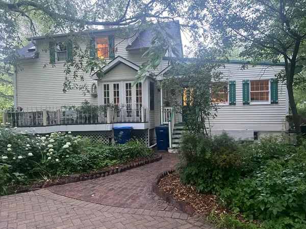 $3,600 | 700 Illinois Road, Wilmette, IL 60091