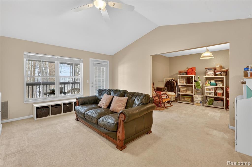 613 Curzon Court, Unit 203 Howell, MI 48843 - Photo 4 of 34 Gallery Image 4