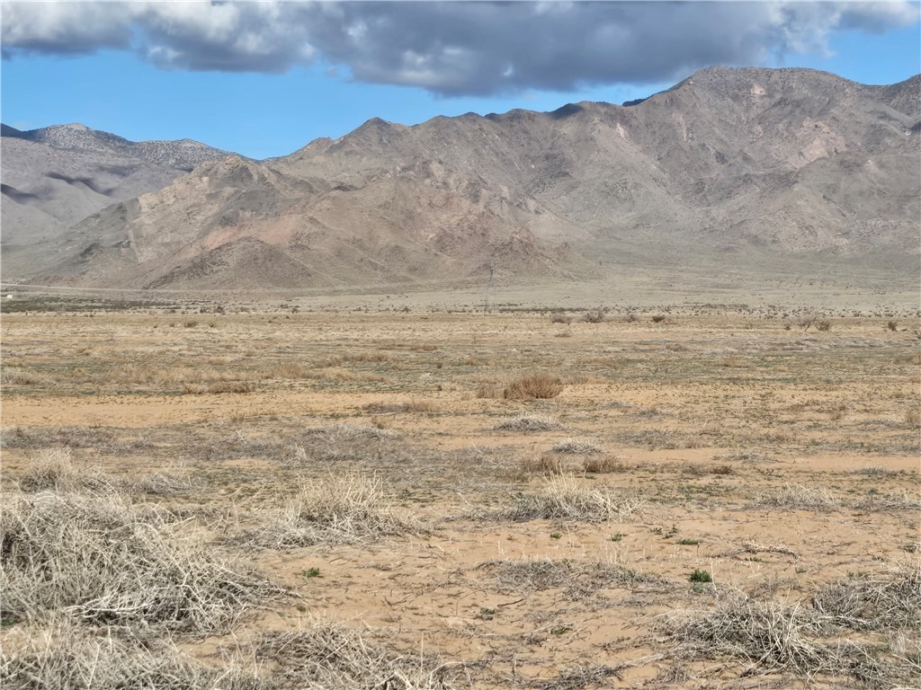 -antares Rd Antares Road Kingman, AZ 86401 - Photo 12 of 16 View of mountain backdrop