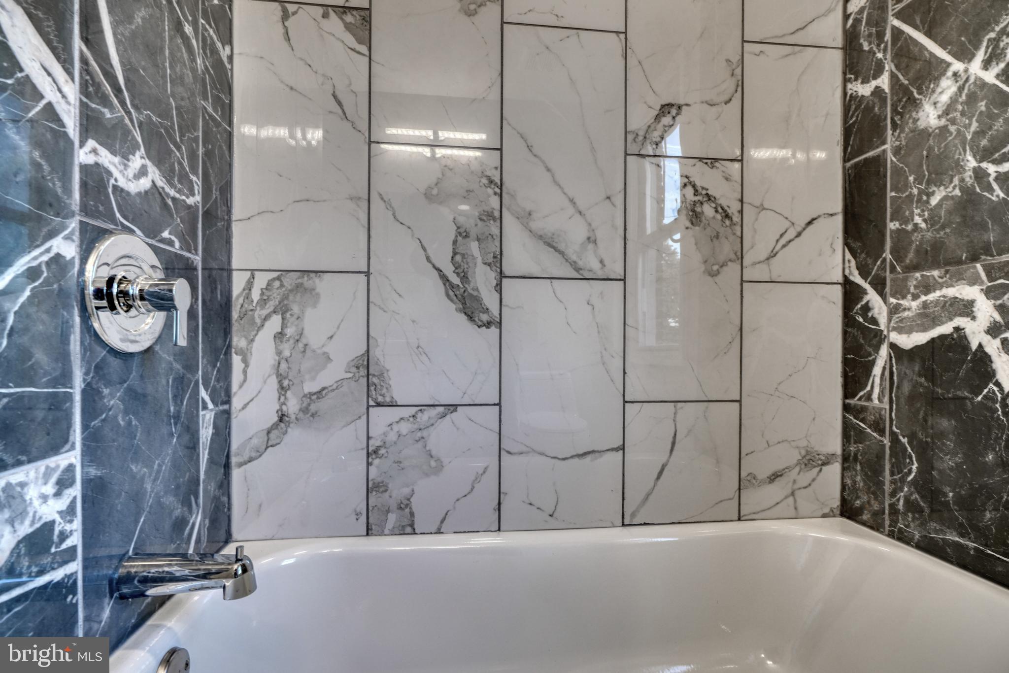 3901 Flowerton Road Baltimore, MD 21229 - Photo 18 of 33