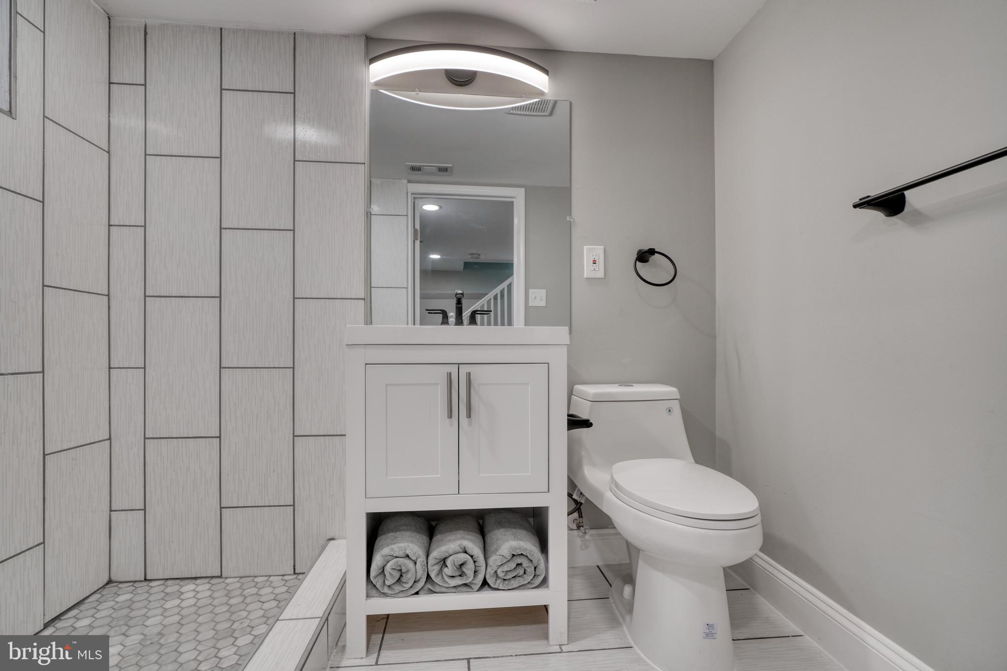 3901 Flowerton Road Baltimore, MD 21229 - Photo 27 of 33