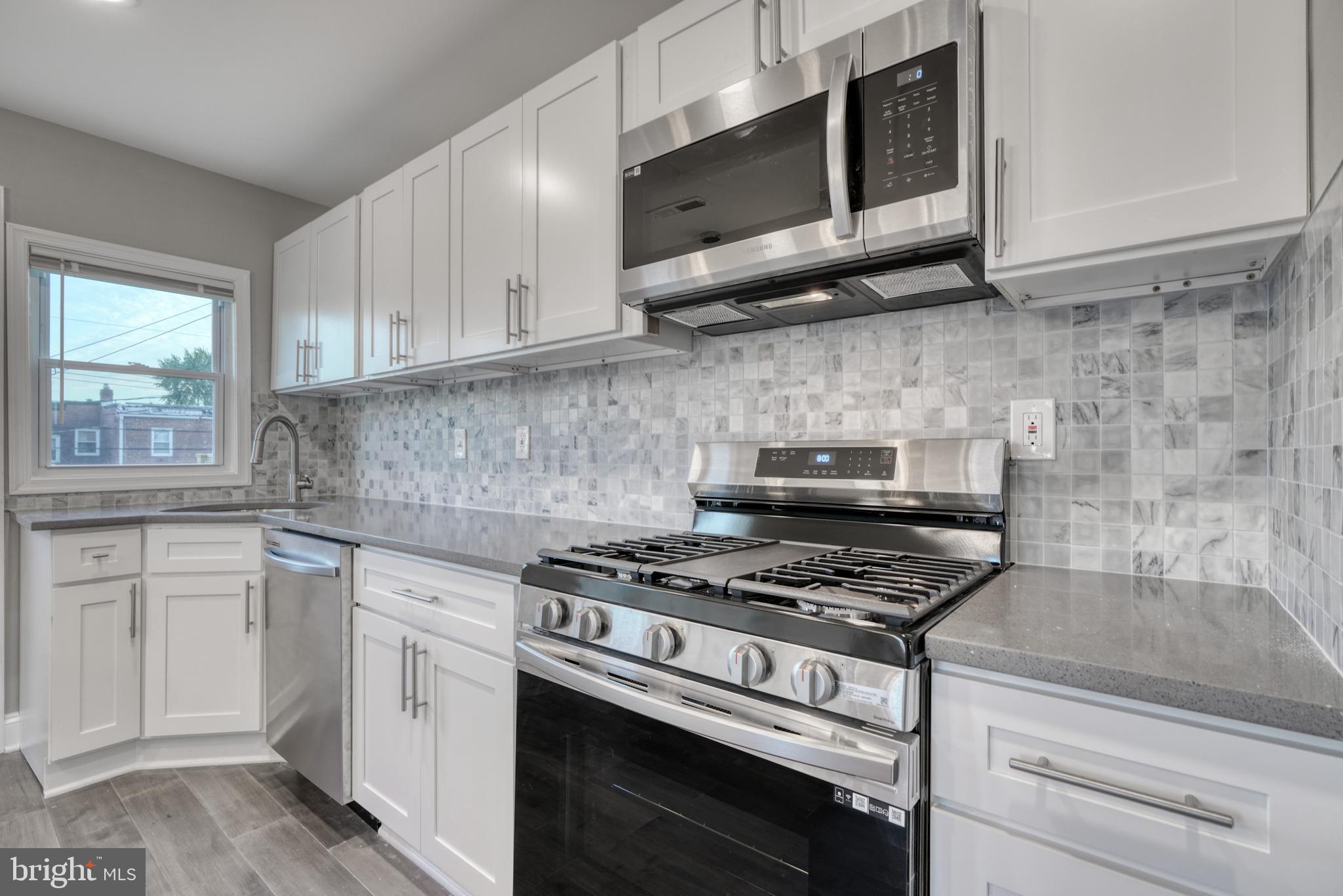 3901 Flowerton Road Baltimore, MD 21229 - Photo 7 of 33