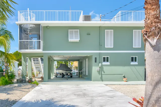 $1,499,000 | 233 Anne Bonny Drive, Key Largo, FL 33037