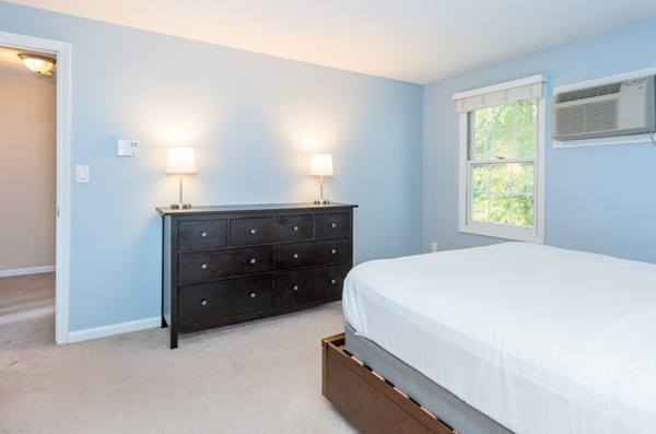 283 Fuller Road, Unit P Chicopee, MA 01020 - Photo 9 of 18 Gallery Image 9