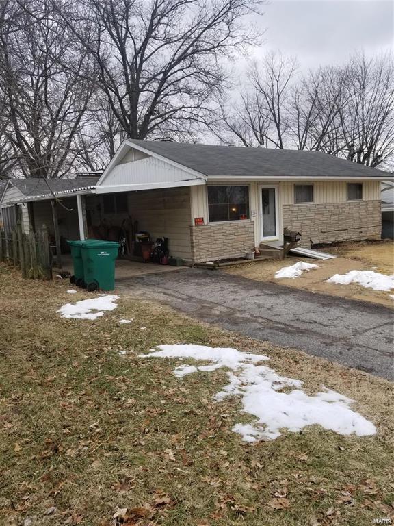 206 Ben Nevis Road St. Louis, MO 63137 - Photo 1 of 1