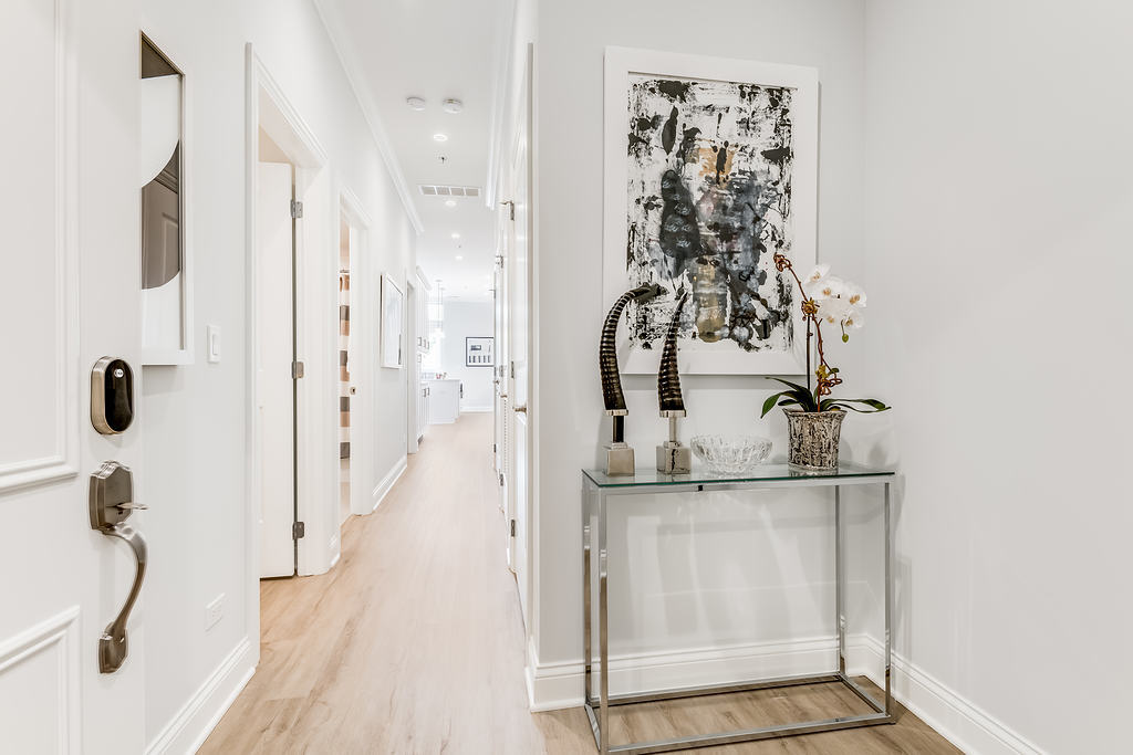 7652 Madison Street, Unit 304 Forest Park, IL 60130 - Photo 3 of 19 a bathroom with a shower