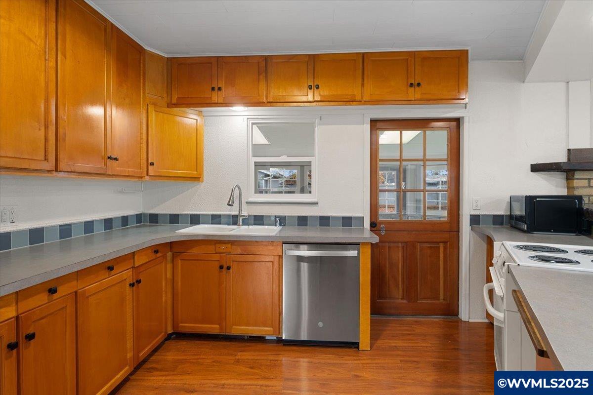 1510 Southwest Walnut Street Albany, OR 97321 - Photo 7 of 34 Gallery Image 7