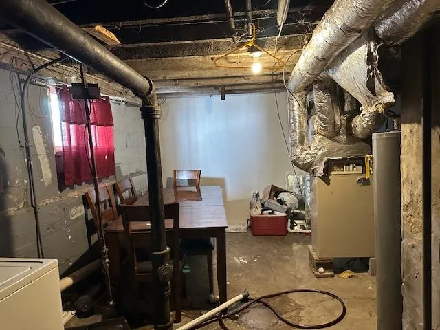 $189,900 | 914 North Van Buren Street, Green Bay, WI 54302