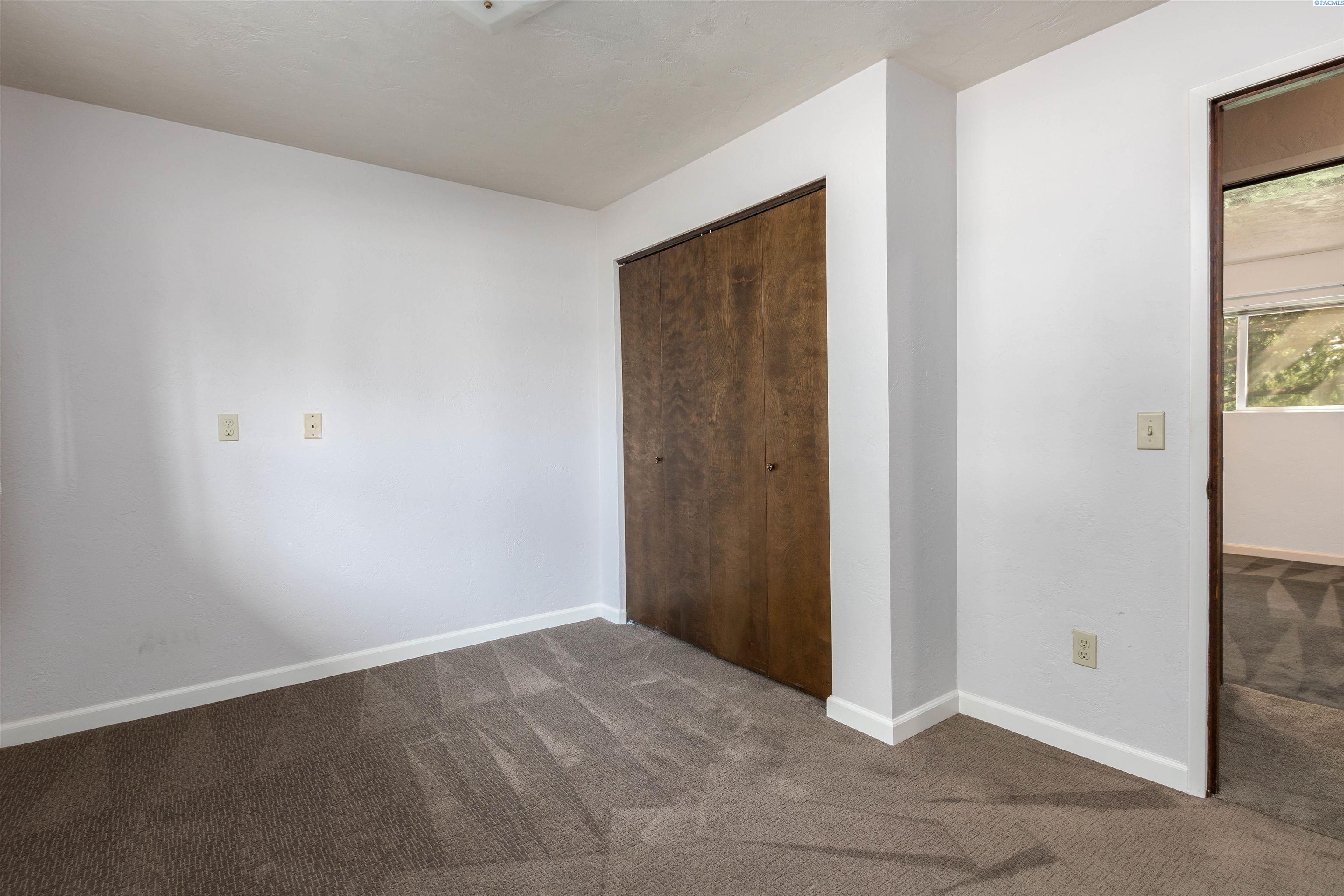 9012 West Franklin Road Pasco, WA 99301 - Photo 26 of 39 Gallery Image 26