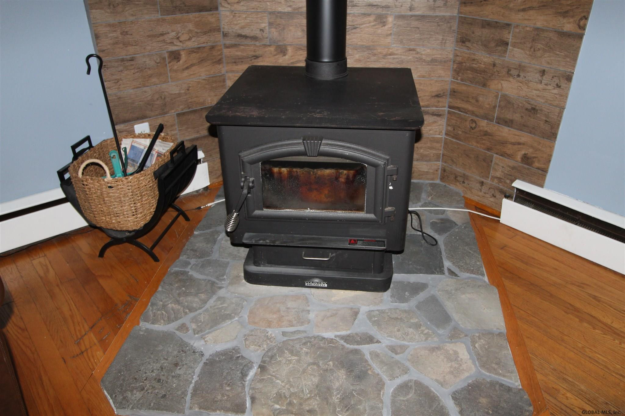 1254 River Road Troy, NY 12182 - Photo 18 of 44 Photo 18