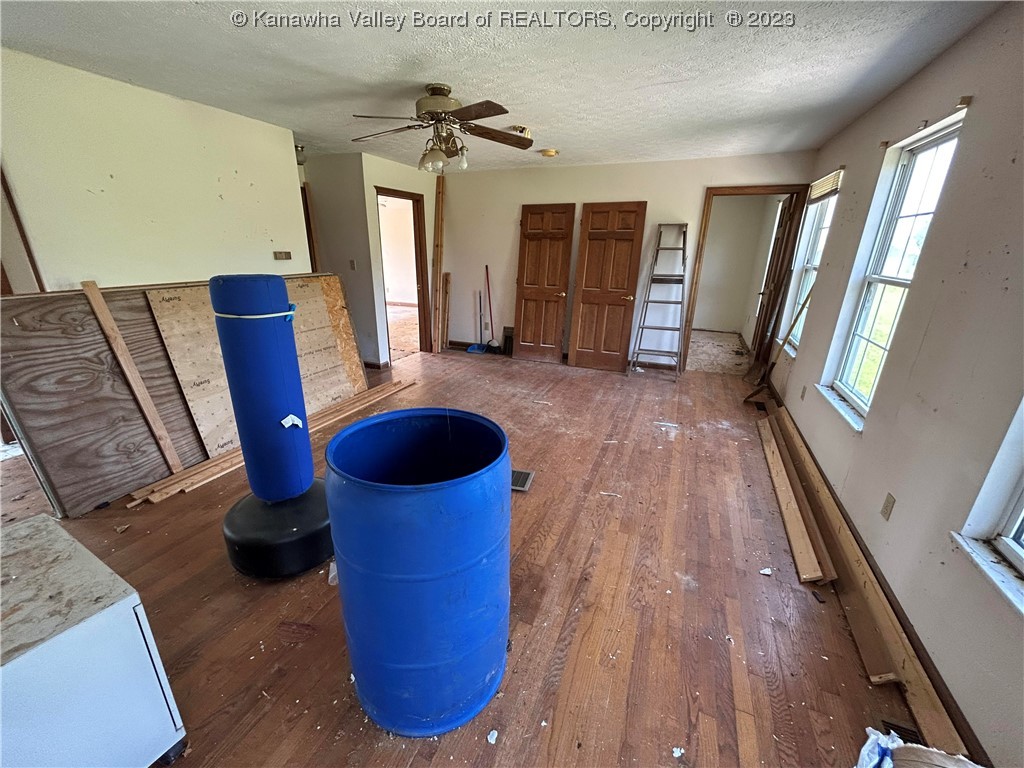 3678 Steele Ridge Road Red House, WV 25168 - Photo 19 of 24 Upper Unit Living Room