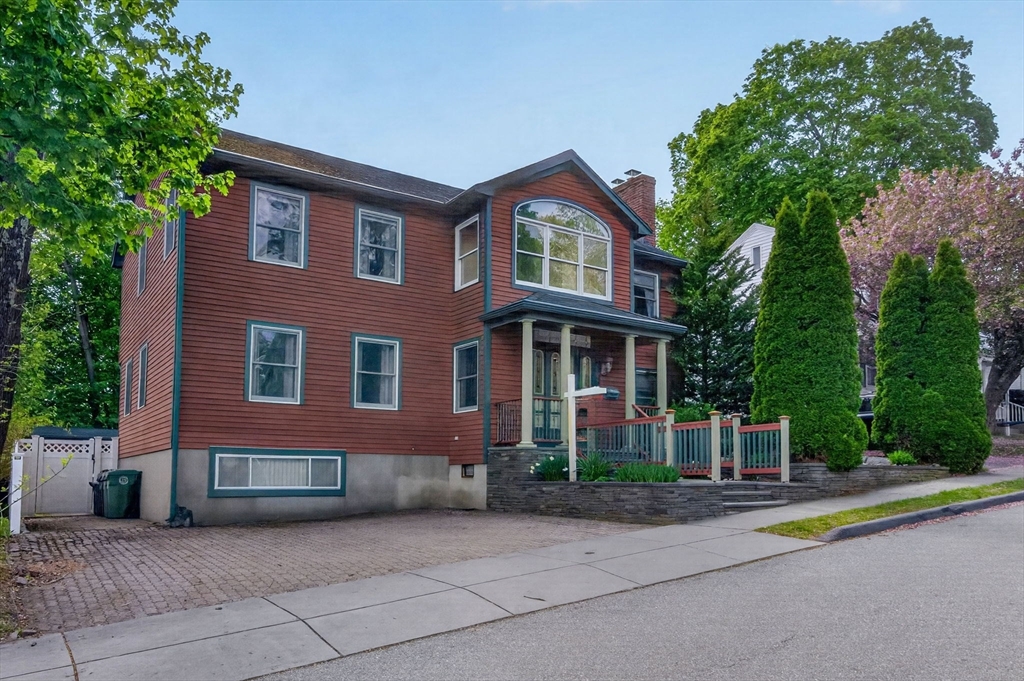 8 Hawthorne Street Watertown, MA 02472 - Photo 2 of 37