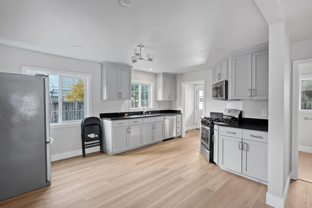 $2,222,520 | 820 Jackson Street, Mountain View, CA 94043