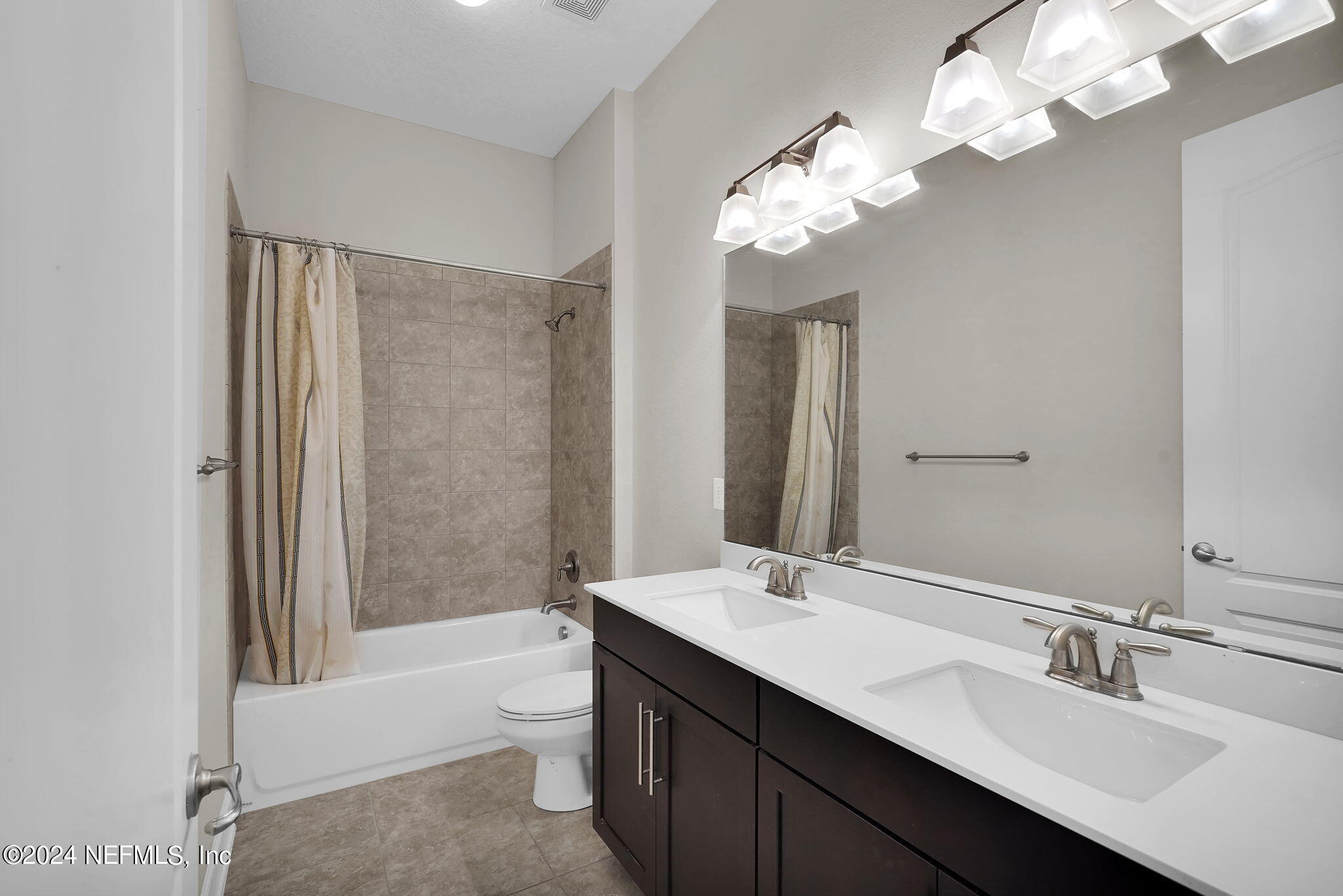 3930 Tar Kiln Road Jacksonville, FL 32223 - Photo 10 of 42 9-web-or-mls-3909 Tar Kiln_009