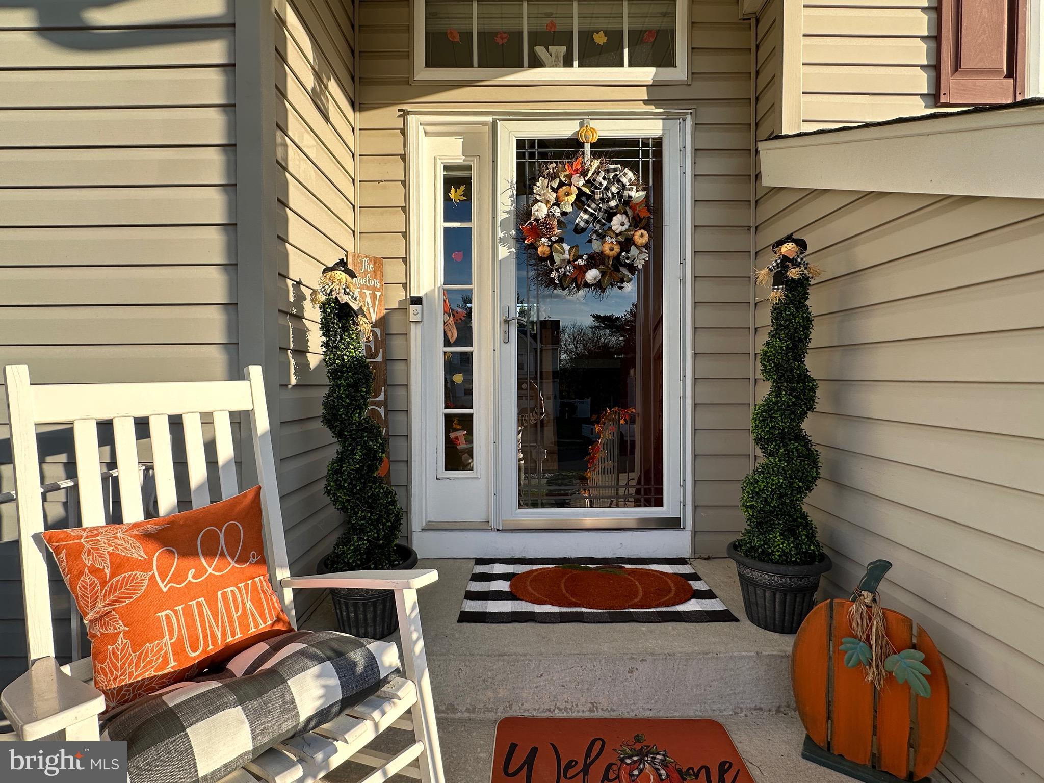 4 Sylvan Court Clementon, NJ 08021 - Photo 6 of 55 swimming pool view with a outdoor seating space