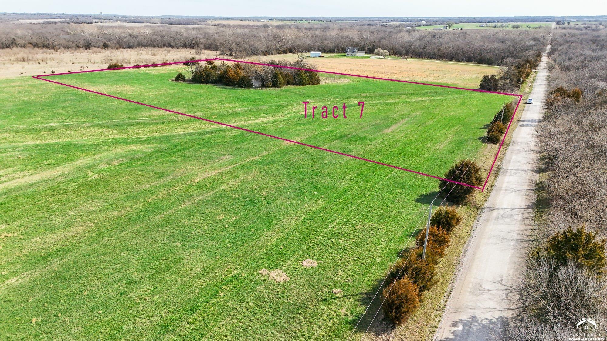 2 North 1st Road Baldwin City, KS 66006 - Photo 1 of 8