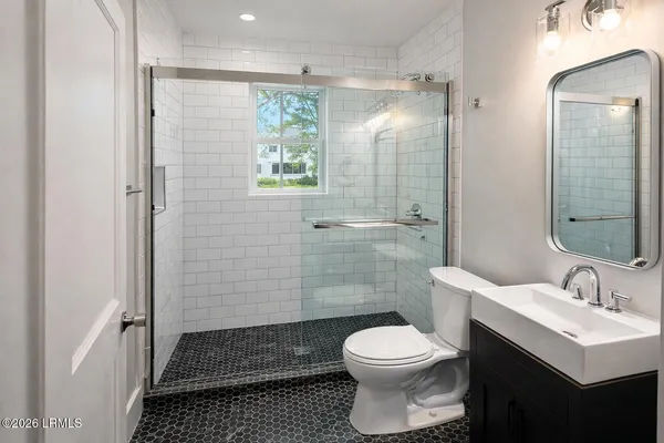 $1,900 | 120 Elliott Street, Beaufort, SC 29902
