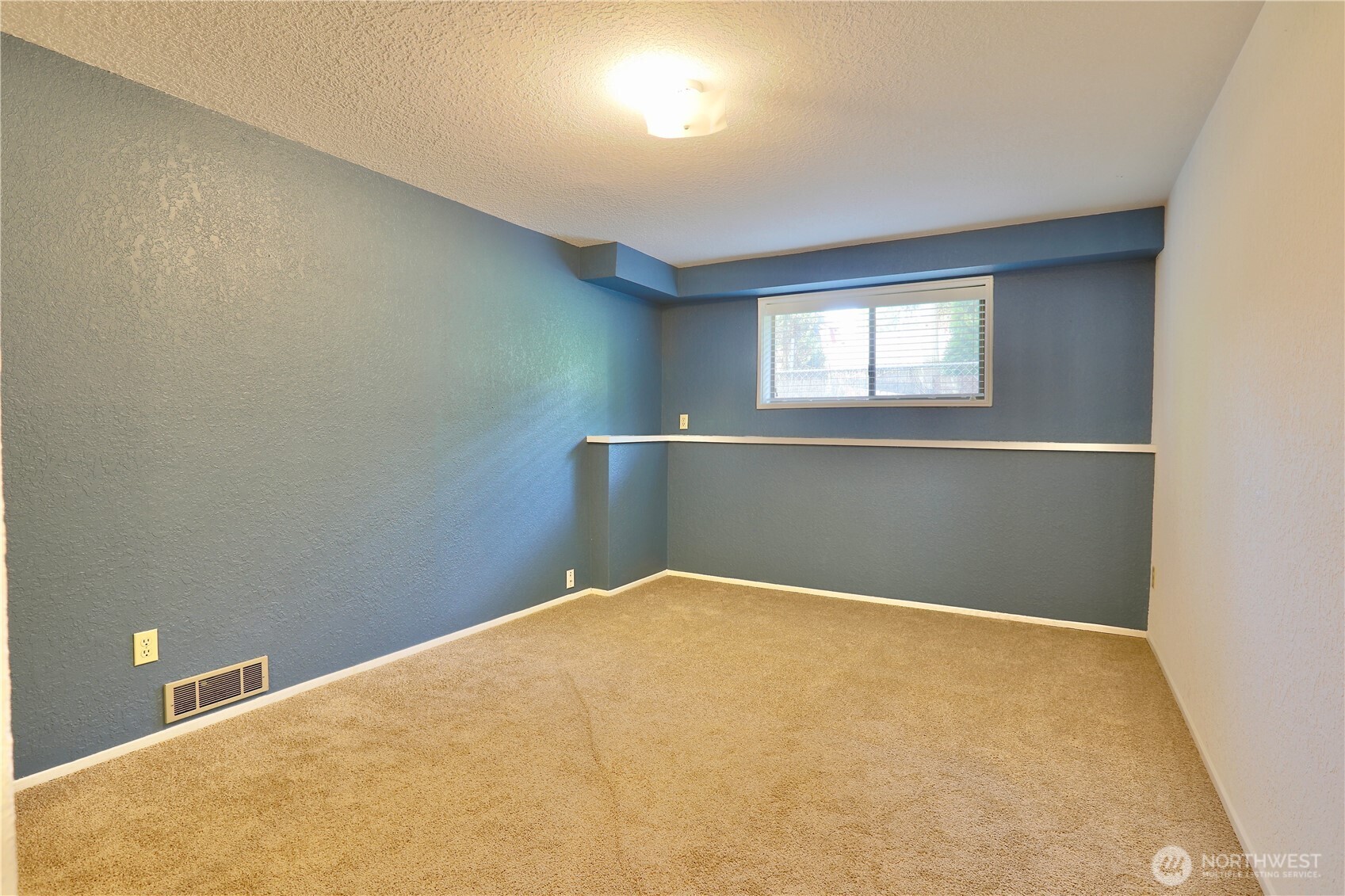 5911 150th Place Southwest Edmonds, WA 98026 - Photo 33 of 40