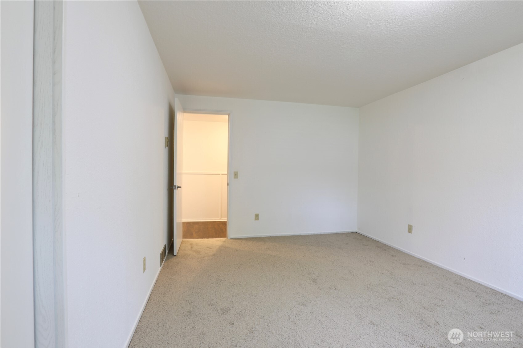 5911 150th Place Southwest Edmonds, WA 98026 - Photo 36 of 40