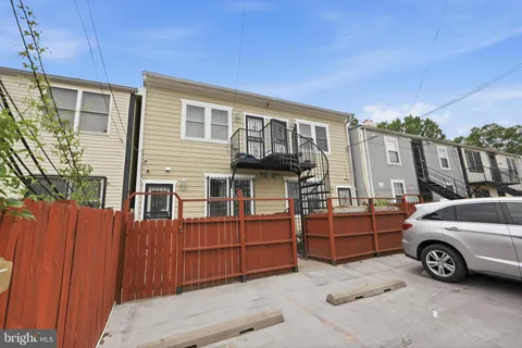 $324,900 | 1714 West Virginia Avenue Northeast, Unit 3, Washington, DC 20002