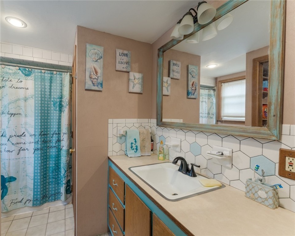 76 South Main Street Coventry, RI 02816 - Photo 10 of 19 Gallery Image 10
