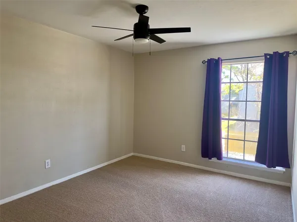$1,900 | 10168 Beekman Pl Drive, Houston, TX 77043