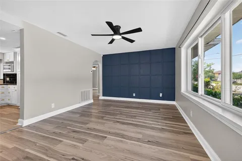 $629,000 | 1674 34th Avenue North, St. Petersburg, FL 33713
