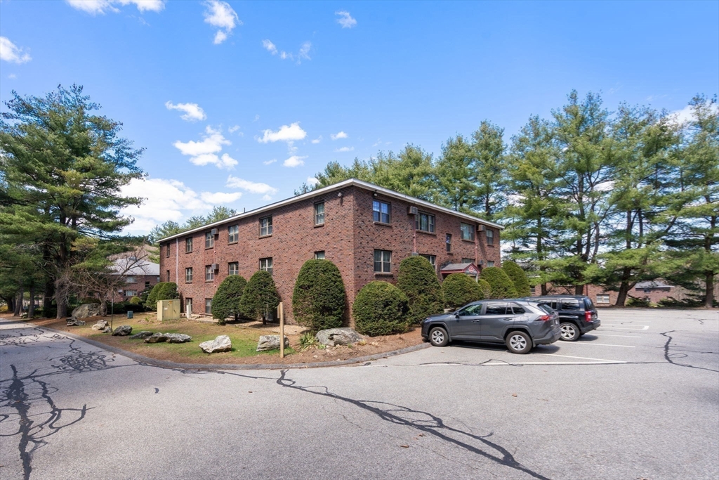 52 Swanson Court, Unit 12B Boxborough, MA 01719 - Photo 14 of 18