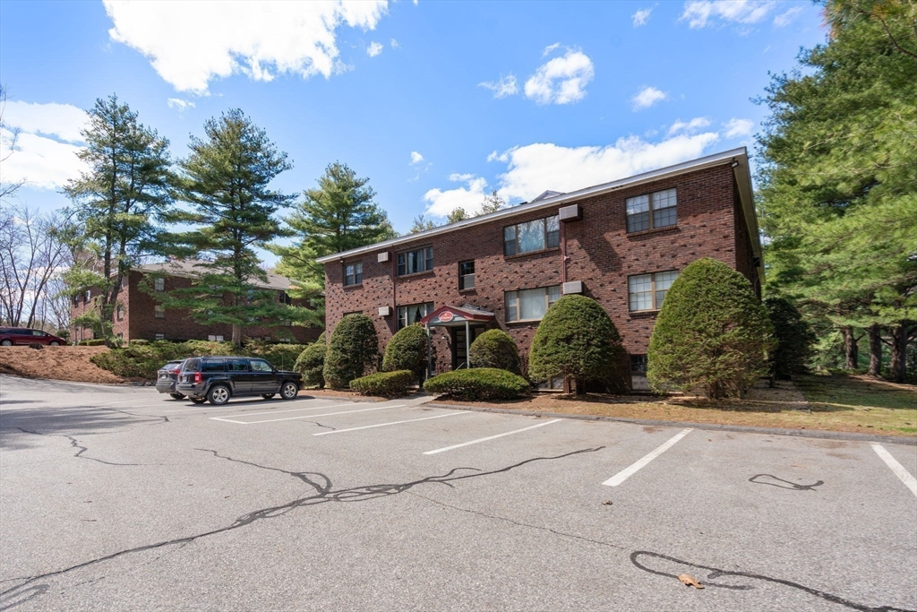 52 Swanson Court, Unit 12B Boxborough, MA 01719 - Photo 17 of 18