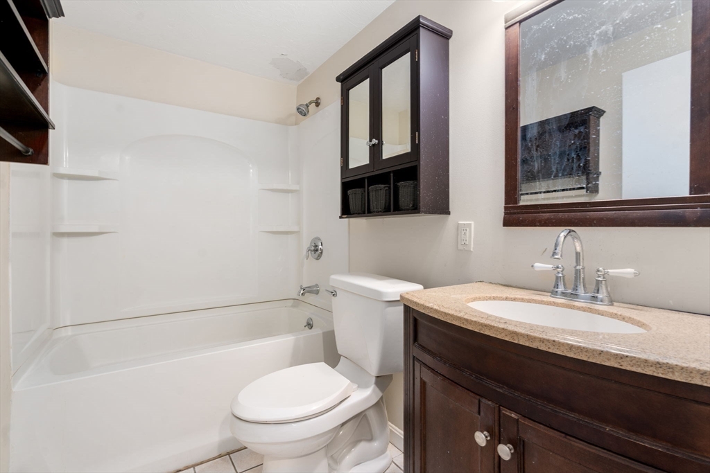 52 Swanson Court, Unit 12B Boxborough, MA 01719 - Photo 9 of 18