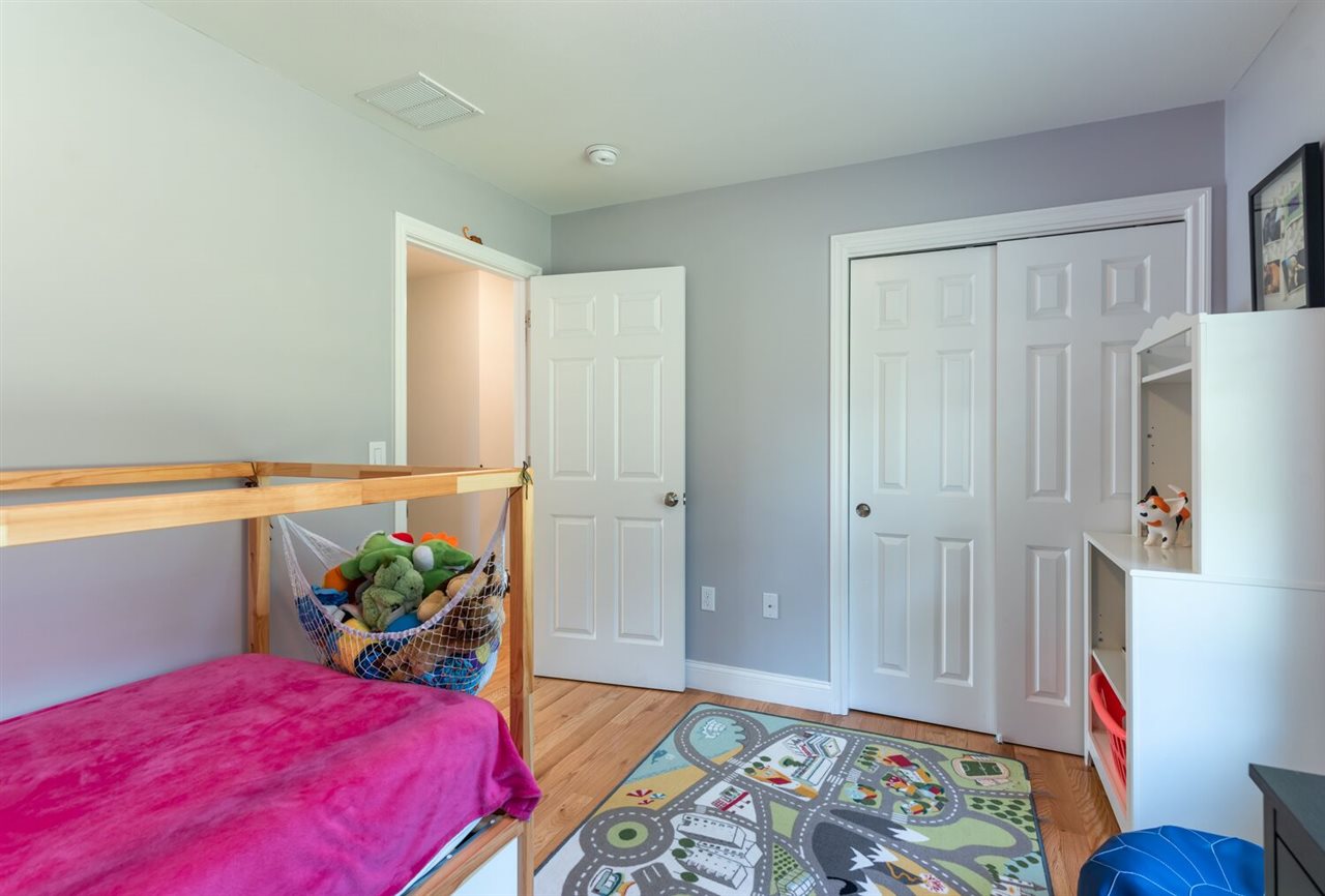 17 Groton Road Nashua, NH 03062 - Photo 30 of 40 Gallery Image 30