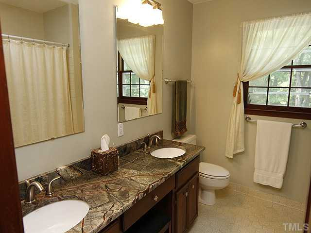 8904 Jeanew Court Raleigh, NC 27613 - Photo 13 of 25 Photo 13