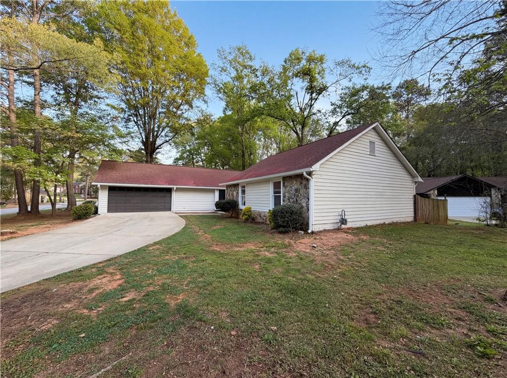 1430 Stoneleigh Hill Road Lithonia, GA 30058 - Photo 23 of 23