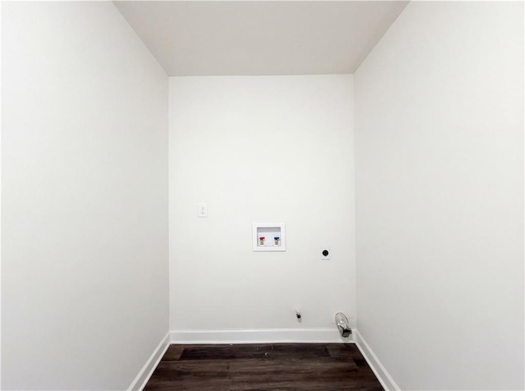 1430 Stoneleigh Hill Road Lithonia, GA 30058 - Photo 7 of 23