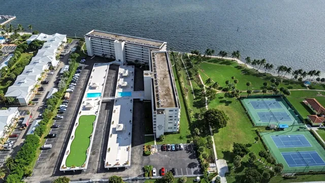 $2,800 | 801 Lake Shore Drive, Unit 502, Lake Park, FL 33403