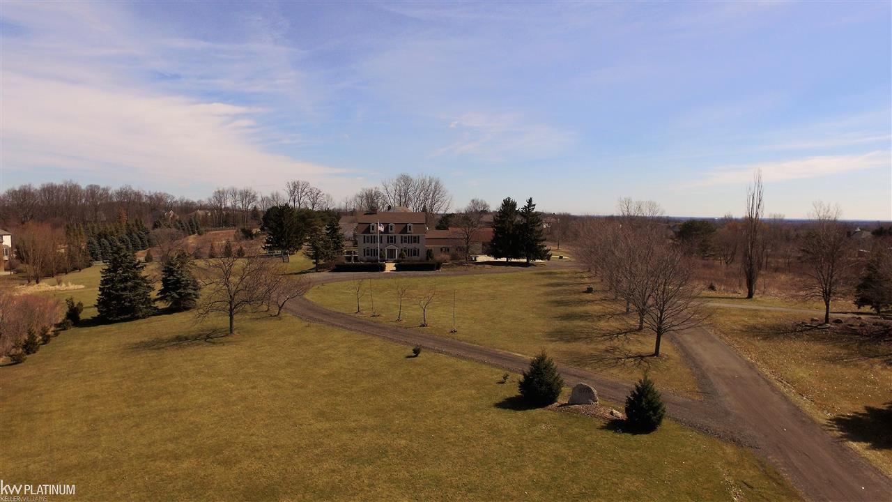 5775 Brewster Road Rochester, MI 48306 - Photo 5 of 53