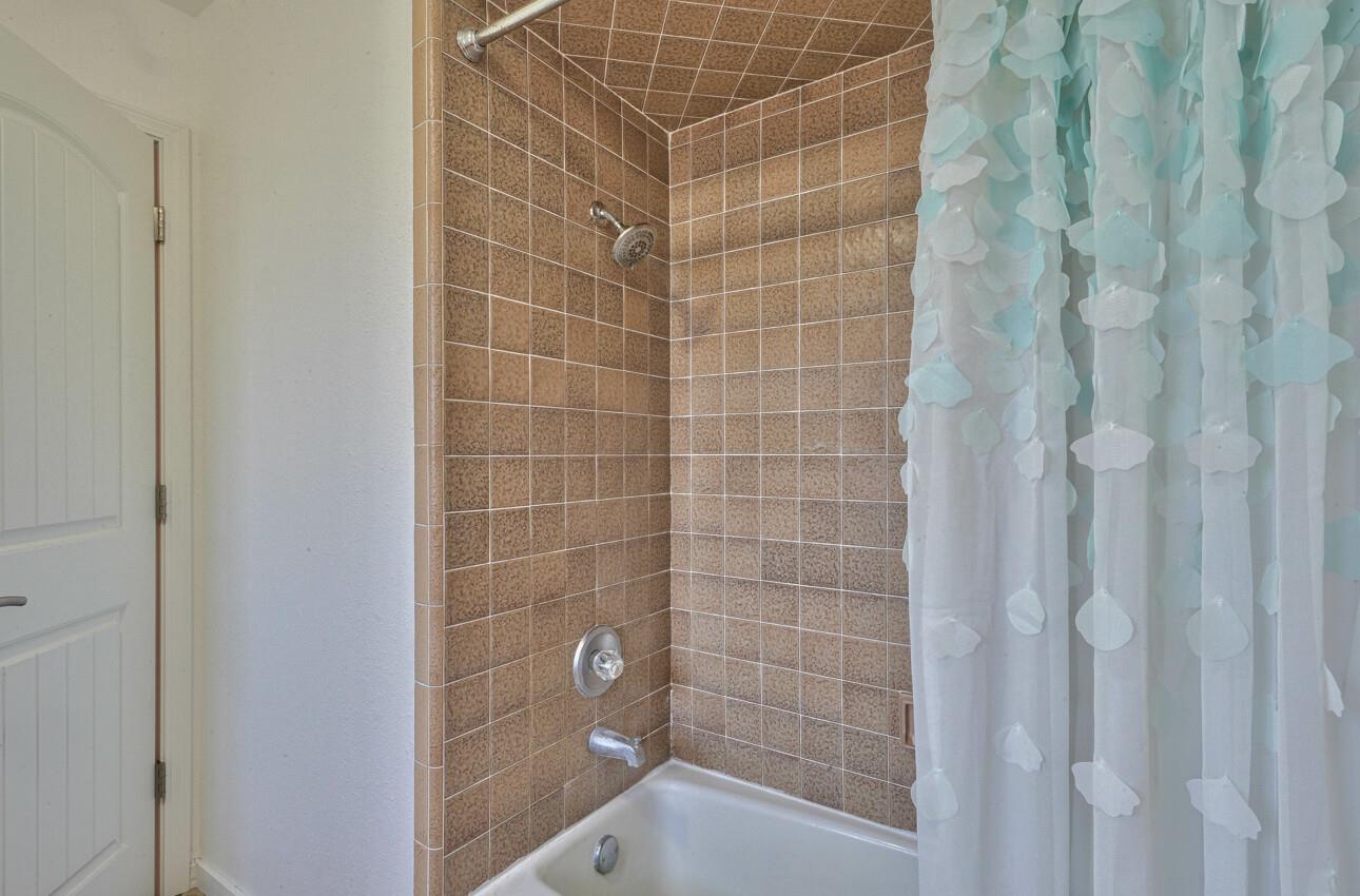 104 Nissen Road, Unit 2 Salinas, CA 93901 - Photo 27 of 30 Gallery Image 27